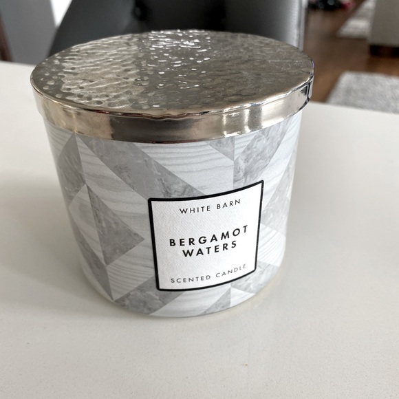 Bath & Body Works Bergamot Waters 3wick Candle